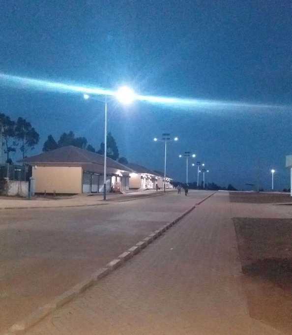 陇南市非洲科特迪瓦太阳能路灯工程
